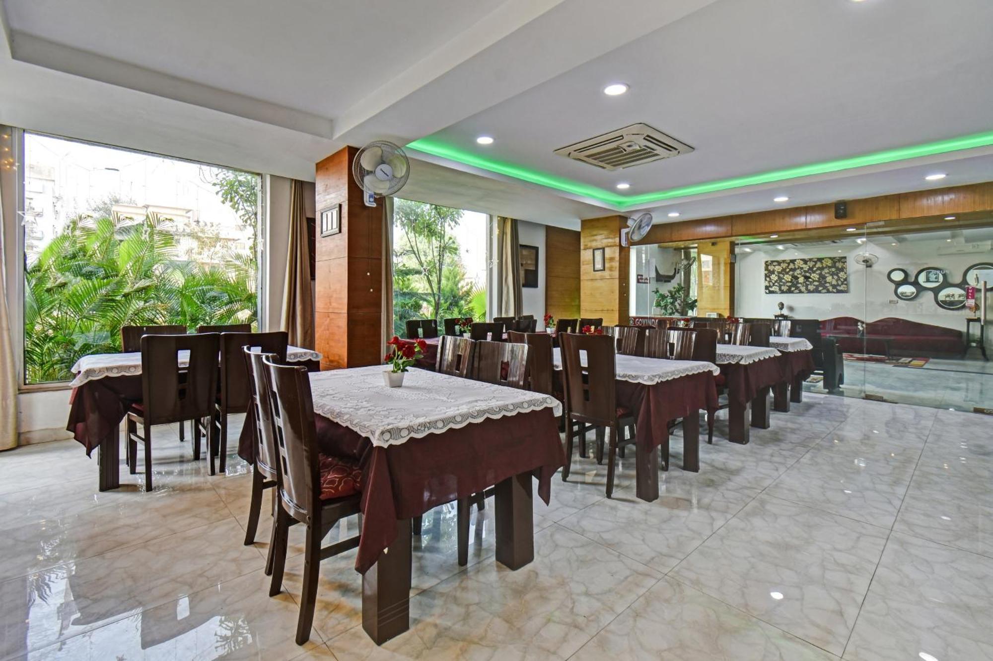 Townhouse Classio Suites Shirdi Eksteriør billede
