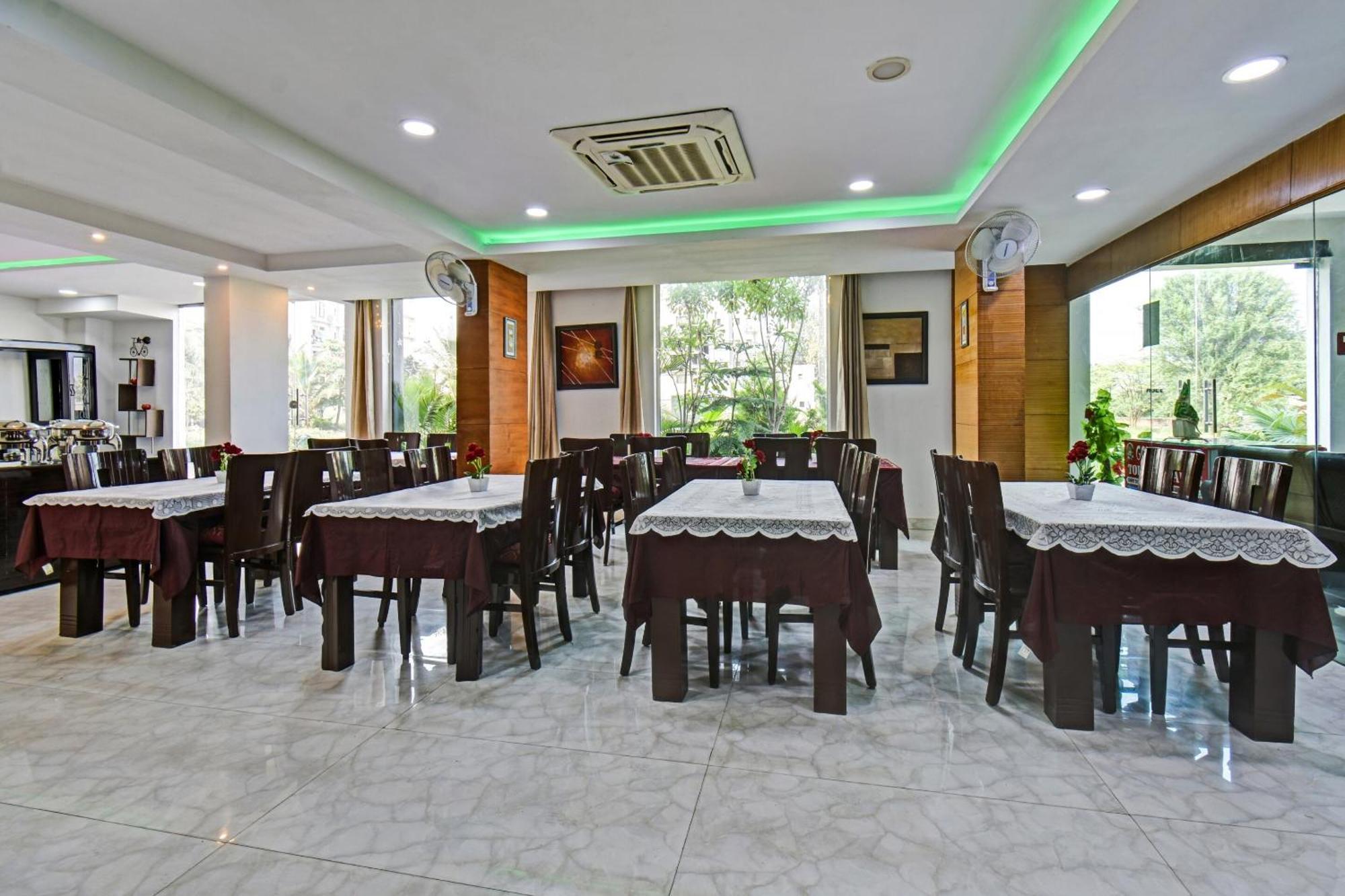Townhouse Classio Suites Shirdi Eksteriør billede